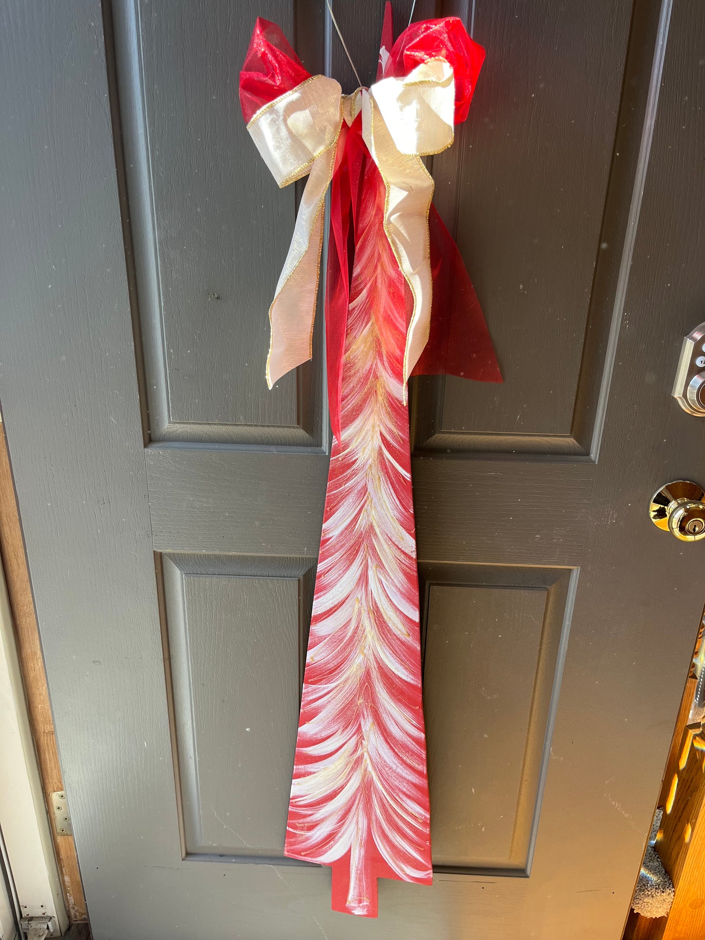 XL Tri-Tree Red w/white brush strokes - Self Checkout at Creative Collabs