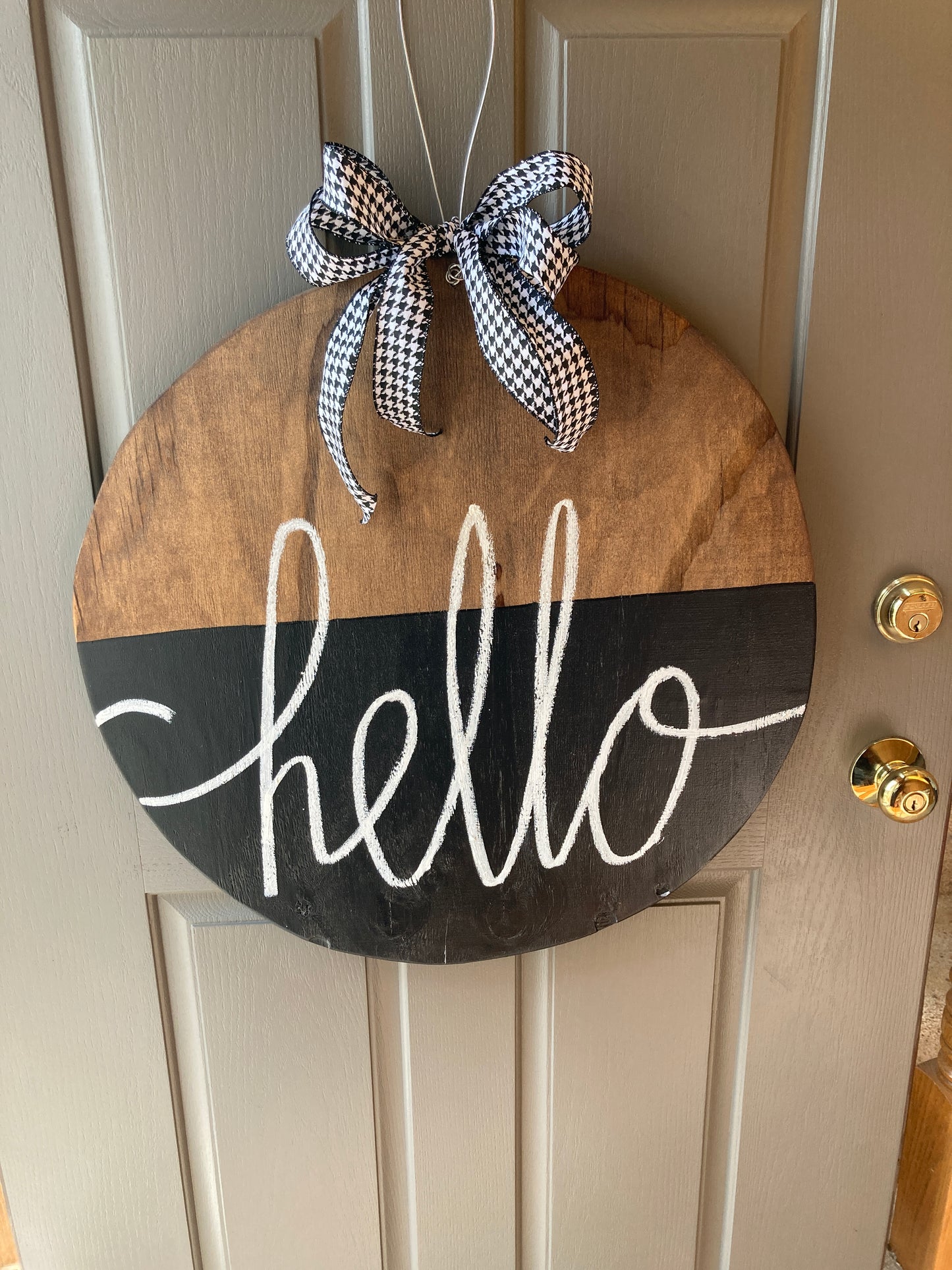 Monogram-Hello