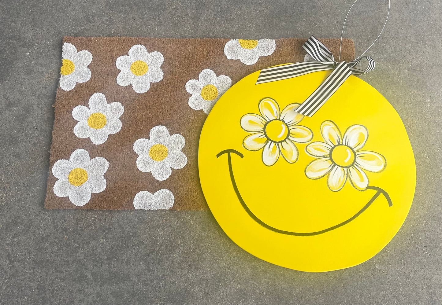 Circle Smiley Flowers - Self Checkout at Creative Collab Collection